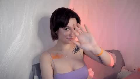 Snapshot of uwujudyosas chatting on 4, 4, 2026 Judy online show from 4, 4, 2026