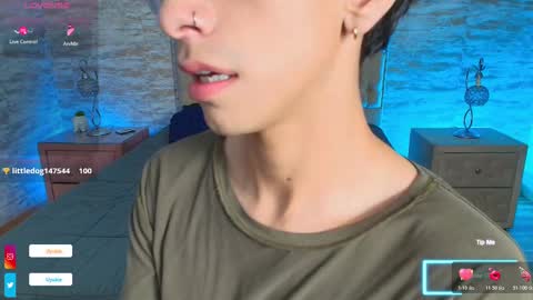 Snapshot of uyukie chatting on 30, 10, 2025 UYUKIE online show from 30, 10, 2025