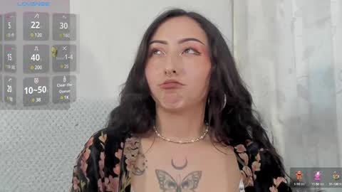 Snapshot of v1cky_ chatting on 6, 3, 2025 v1cky_ online show from 6, 3, 2025