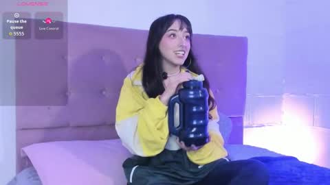 Snapshot of v1cky_ chatting on 7, 11, 2025 v1cky_ online show from 7, 11, 2025