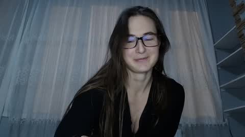 Snapshot of va_len_sea_ya chatting on 3, 3, 2025 Valensiya online show from 3, 3, 2025