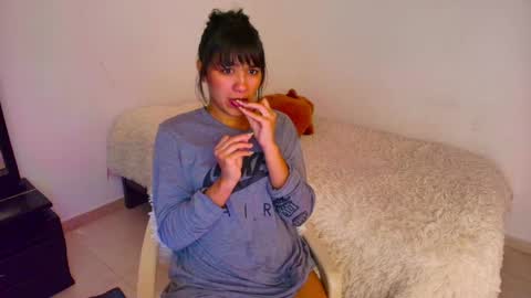 Snapshot of vaalerii_cutee chatting on 9, 4, 2026 valeri and markk online show from 9, 4, 2026