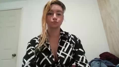 vagimosa online show from 15, 10, 2025