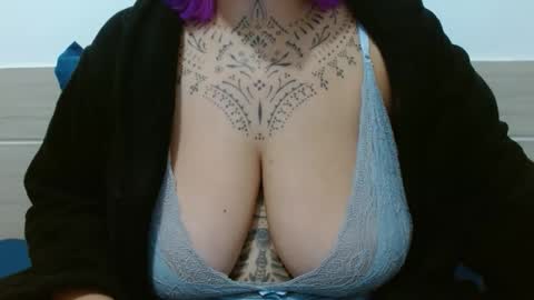 Vah Oliver online show from 19, 10, 2025