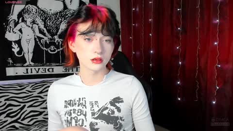 Snapshot of vailyreb chatting on 23, 12, 2024 Marin online show from 23, 12, 2024