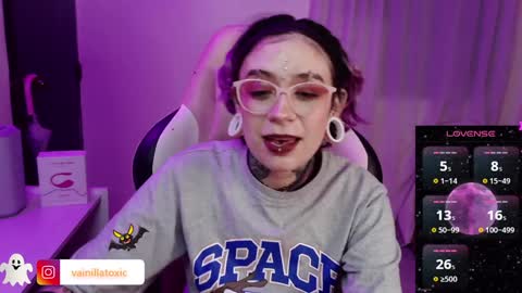 Vainilla Independent model online show from 14, 1, 2025