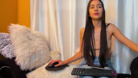 Snapshot of vaioletcooper chatting on 25, 4, 2026 VaiolletCooper online show from 25, 4, 2026