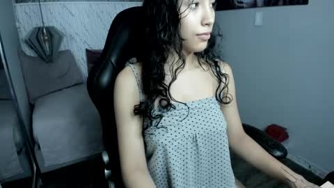 Vaioleth online show from 6, 6, 2026