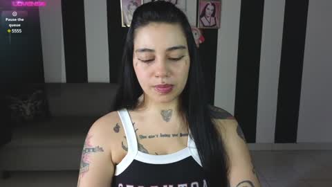 Snapshot of val_bardot1 chatting on 3, 1, 2025 first of all... who are u online show from 3, 1, 2025