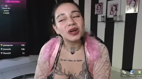 Snapshot of val_bardot1 chatting on 14, 2, 2025 first of all... who are u online show from 14, 2, 2025