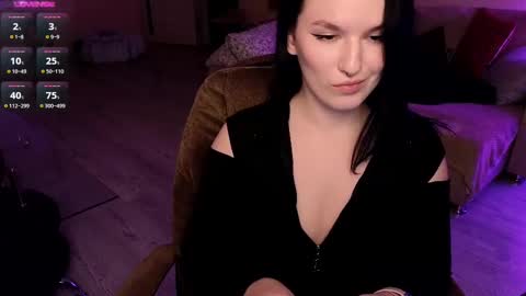 Snapshot of val_manson chatting on 28, 2, 2025 Val online show from 28, 2, 2025