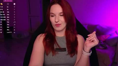 Snapshot of val_manson chatting on 28, 9, 2025 Val online show from 28, 9, 2025