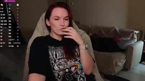 Snapshot of val_manson chatting on 18, 11, 2025 Val online show from 18, 11, 2025