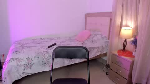 HI IM NEW online show from 12, 3, 2025