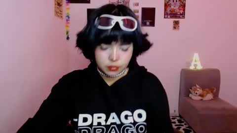 Snapshot of valenbeauty chatting on 3, 6, 2026 valenbeauty online show from 3, 6, 2026