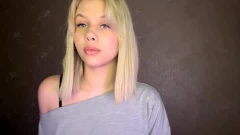 Olachka online show from 3, 12, 2025