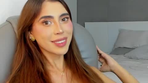 Snapshot of valenjonex chatting on 9, 1, 2025 Angela online show from 9, 1, 2025