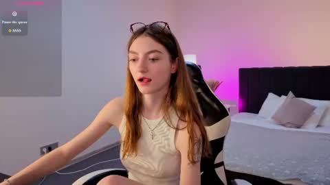 Snapshot of valenora1 chatting on 16, 7, 2026 Nora online show from 16, 7, 2026