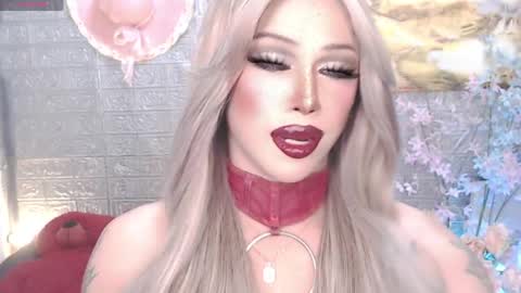 Snapshot of valentina_goddess_tsxxx chatting on 23, 4, 2026 Amanda online show from 23, 4, 2026