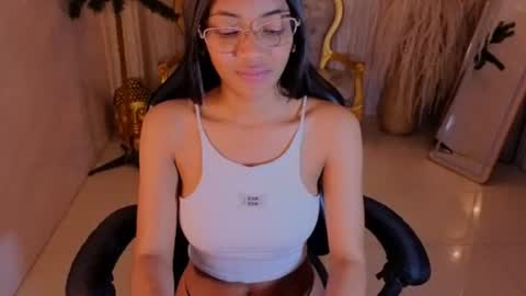 Snapshot of valentina_gomez_s chatting on 7, 7, 2026 Valentina online show from 7, 7, 2026