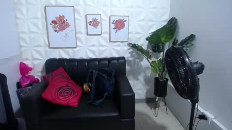 Valentina  online show from 17, 2, 2025