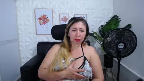 Valentina  online show from 27, 2, 2025