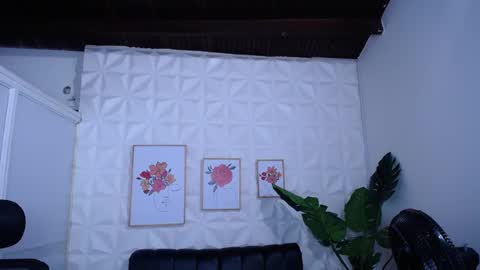 Valentina  online show from 1, 11, 2025