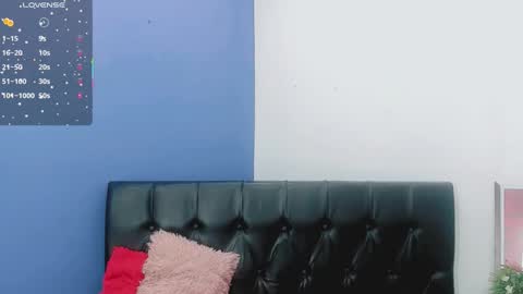 valentina_princess_ online show from 19, 9, 2025