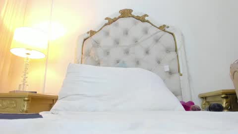 Valentina  online show from 14, 1, 2025