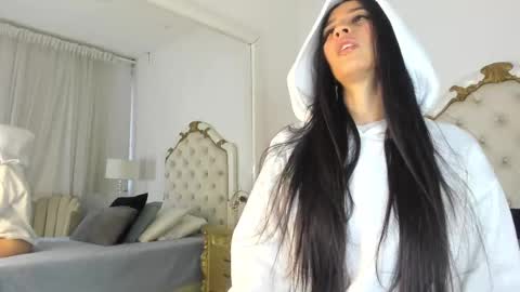 Valentina  online show from 13, 2, 2025