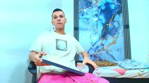 Snapshot of valentina_y_sneiderr chatting on 2, 2, 2026 valentina_y_sneiderr online show from 2, 2, 2026