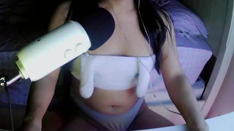 Snapshot of valentinaceleste chatting on 9, 5, 2026 Valentina Celeste online show from 9, 5, 2026