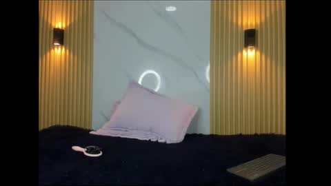 valentinaliux_ online show from 12, 9, 2025