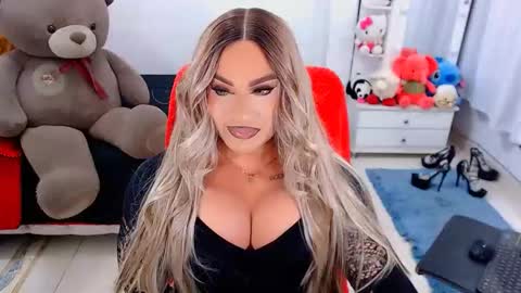 Snapshot of valentinaxqueen chatting on 29, 9, 2025 online show from 29, 9, 2025