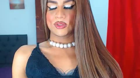 VALENTINA   online show from 13, 12, 2024