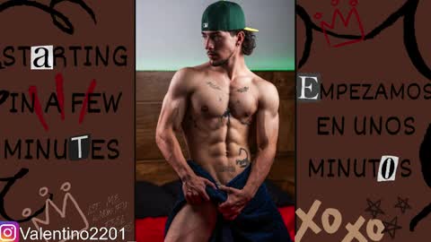 Snapshot of valentino_2201 chatting on 2, 4, 2026 Valentino - 15 OFF valentino2201 online show from 2, 4, 2026