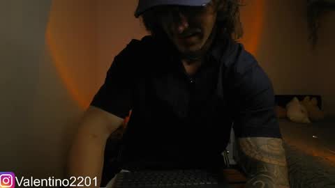 Snapshot of valentino_2201 chatting on 3, 4, 2026 Valentino - 15 OFF valentino2201 online show from 3, 4, 2026