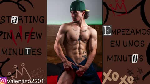 Snapshot of valentino_2201 chatting on 16, 4, 2026 Valentino - 15 OFF valentino2201 online show from 16, 4, 2026