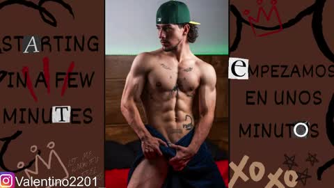 Snapshot of valentino_2201 chatting on 18, 4, 2026 Valentino - 15 OFF valentino2201 online show from 18, 4, 2026