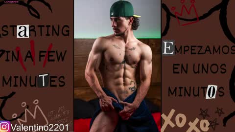 Snapshot of valentino_2201 chatting on 19, 4, 2026 Valentino - 15 OFF valentino2201 online show from 19, 4, 2026