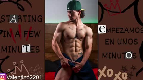 Snapshot of valentino_2201 chatting on 27, 4, 2026 Valentino - 15 OFF valentino2201 online show from 27, 4, 2026