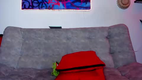 Snapshot of valentino_bel chatting on 19, 6, 2026 Nick online show from 19, 6, 2026