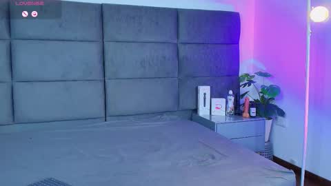 Snapshot of valentino_moon chatting on 16, 12, 2025 valentino moon online show from 16, 12, 2025