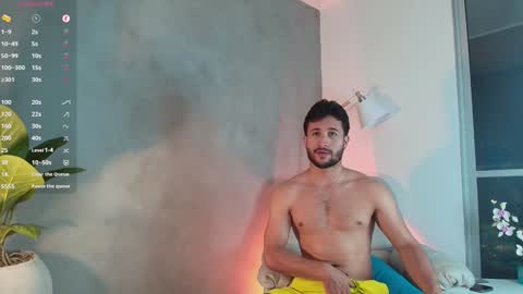 Valentino online show from 28, 1, 2025