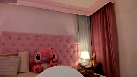 Vale Toro  online show from 10, 3, 2025