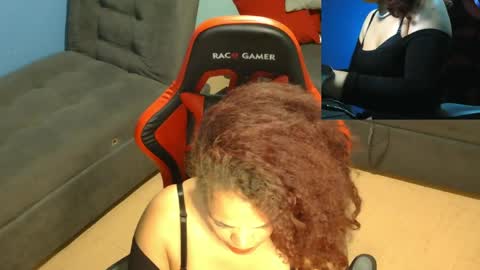 Snapshot of valenttinasex1 chatting on 6, 5, 2026 valenttinasex1 online show from 6, 5, 2026