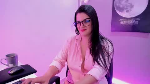 Snapshot of valenvega_ chatting on 9, 2, 2026 VALEN VEGA online show from 9, 2, 2026
