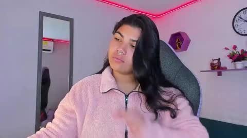 valeri_harpers4 online show from 3, 10, 2025