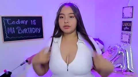 Snapshot of valeria_cherry chatting on 8, 3, 2026 valeria online show from 8, 3, 2026