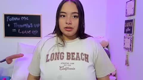 Snapshot of valeria_cherry chatting on 23, 3, 2026 valeria online show from 23, 3, 2026